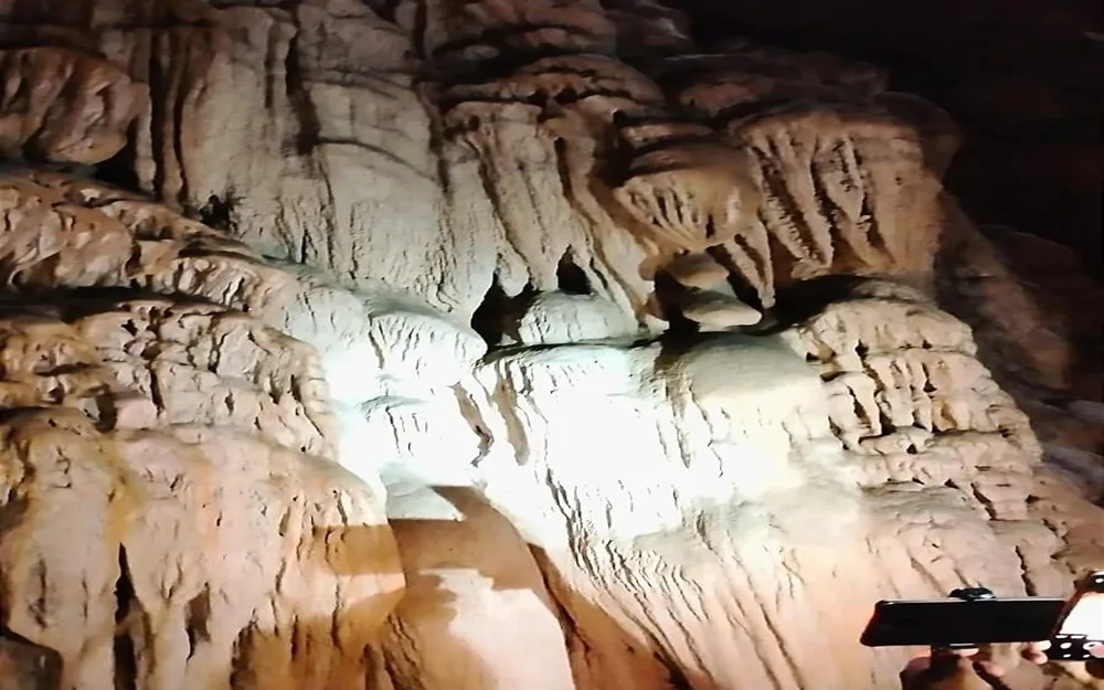 Lime Stone Cave, Baratang