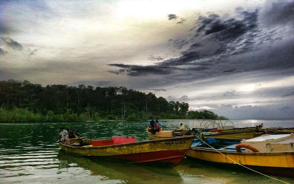 Wandoor Beach's seashore image